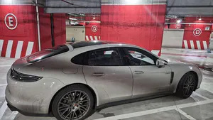 Usata Porsche Panamera