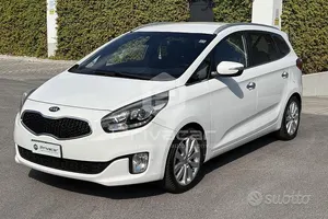 Begagnad Kia Carens