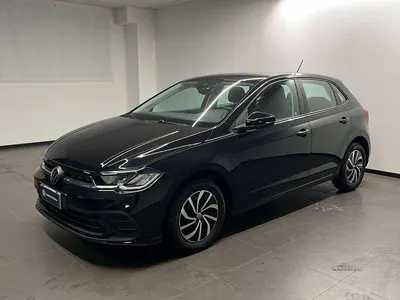 Begagnad VW Polo 90 HK (66 kW) 2022 Svart Sedan