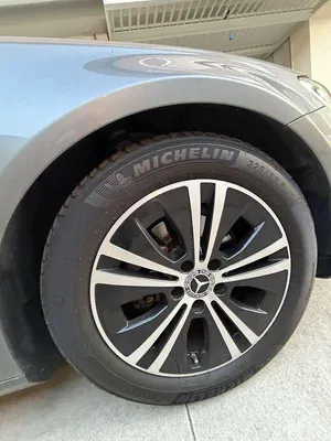 Usado Mercedes E200