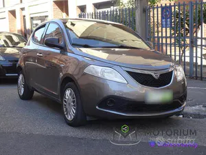 Begagnad Lancia Ypsilon