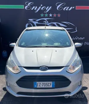 Begagnad Ford B-MAX
