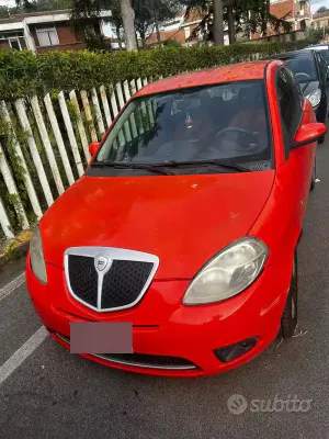 Begagnad Lancia Ypsilon