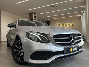 Usado Mercedes E220