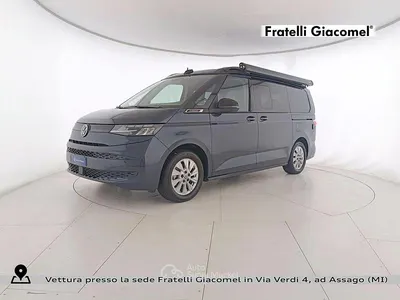 Usata VW California Beach 150 CV (110 kW) 2024 Blu Furgone