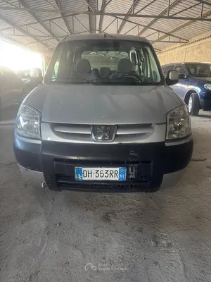 Käytetty Peugeot Partner