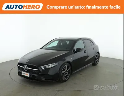 Käytetty Mercedes A200 150 HP (110 kW) 2021 Musta Sedan