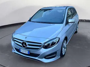 Begagnad Mercedes B200