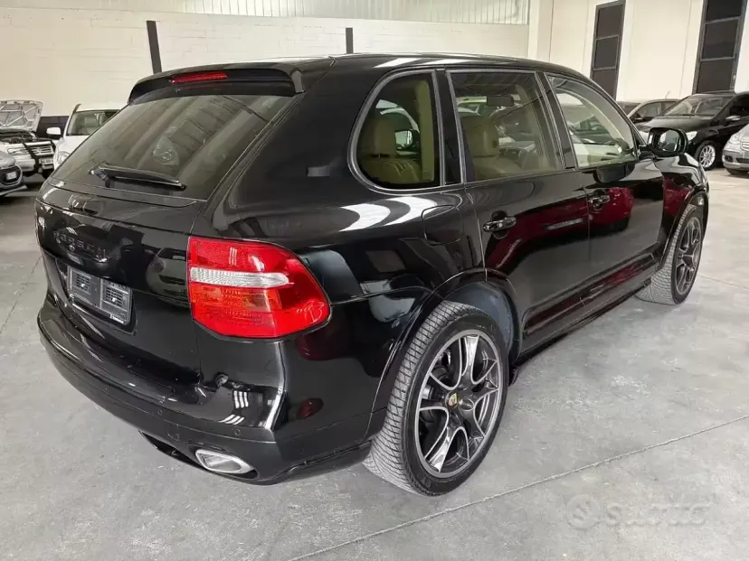Usata Porsche Cayenne 340 CV (250 kW) 2008 Nero SUV