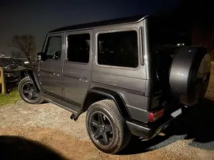 Begagnad Mercedes G500