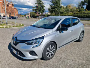 Käytetty Renault Clio V