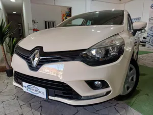 Begagnad Renault Clio IV