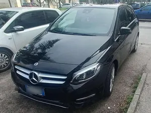 Begagnad Mercedes B200