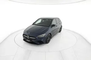 Begagnad Mercedes B200