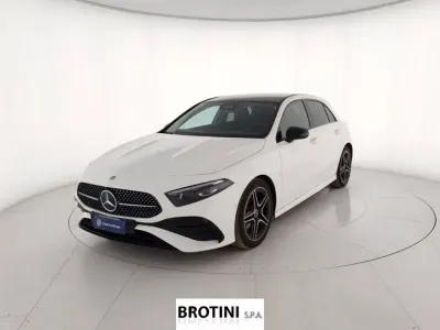 Usado Mercedes A180 Advanced Plus 116 CV (85 kW) 2025 Blanco Utilitario