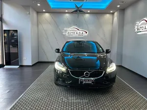 Brugt Volvo V40