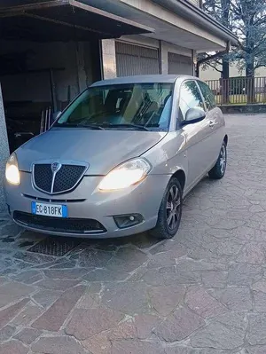 Usata Lancia Ypsilon
