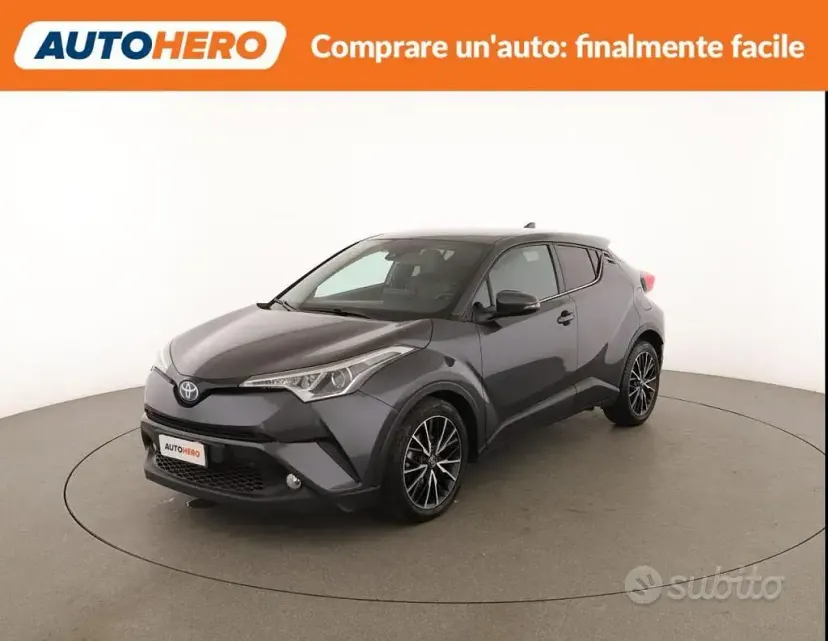 Usata Toyota C-HR 98 CV (72 kW) 2017 Grigio SUV