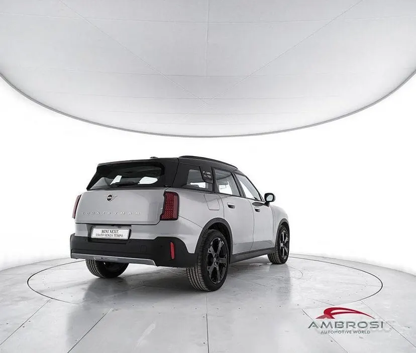 Usata Mini Cooper Countryman Classic 163 CV (119 kW) 2025 Grigio SUV