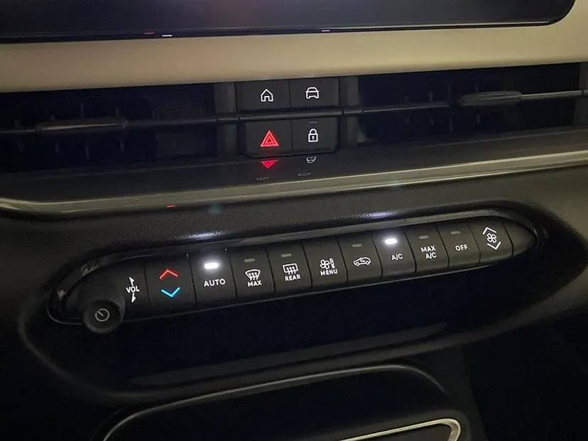 Usata Fiat 600 La Prima 110 CV (80 kW) 2025 Verde SUV
