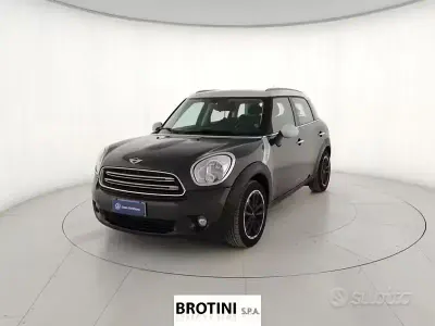 Occasion Mini Cooper D Countryman Business 112 ch (82 kW) 2016 Gris SUV