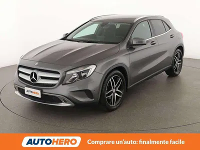 Usata Mercedes GLA200 136 CV (100 kW) 2015 Grigio SUV