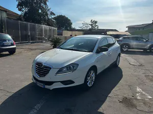 Begagnad Lancia Delta