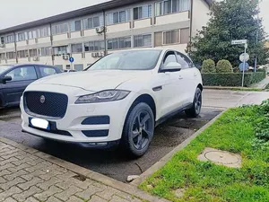 Begagnad Jaguar F-Pace