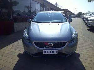 Brugt Volvo V40