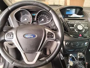Begagnad Ford B-MAX