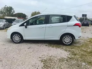 Begagnad Ford B-MAX