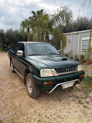 Usata Mitsubishi L200