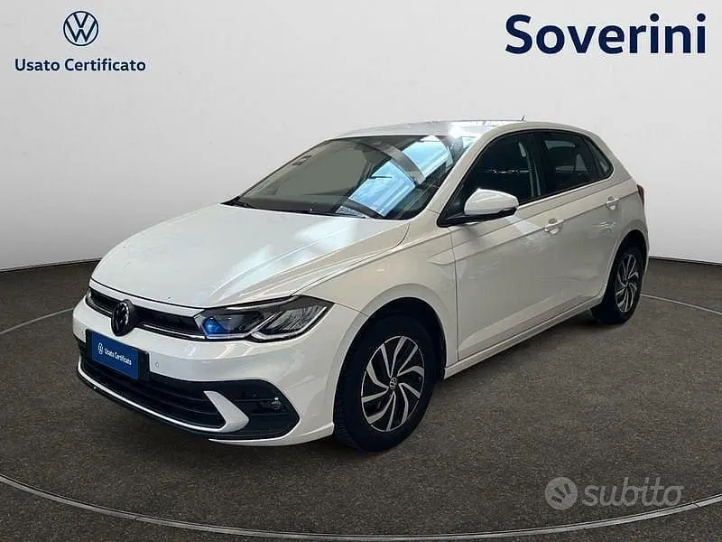 Usata VW Polo Life 95 CV (69 kW) 2023 Bianco Utilitaria