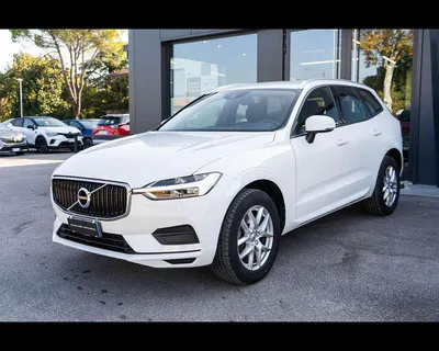 Usata Volvo XC60 Business Edition 197 CV (144 kW) 2020 Bianco SUV