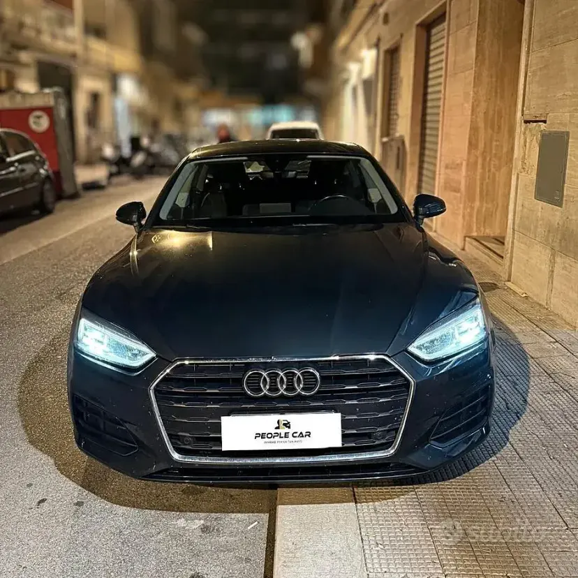 Usata Audi A5 Design 190 CV (139 kW) 2018 Grigio Coupé