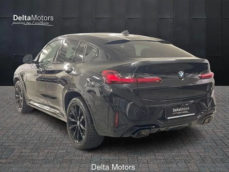 Usata BMW X4 M Sport 190 CV (139 kW) 2023 Nero metallizzato SUV