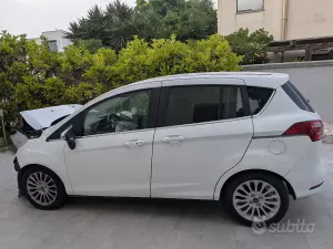 Begagnad Ford B-MAX