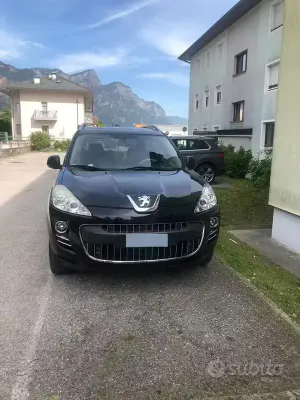 Begagnad Peugeot 4007