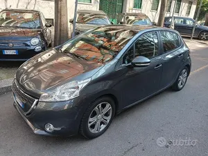 Begagnad Peugeot 208