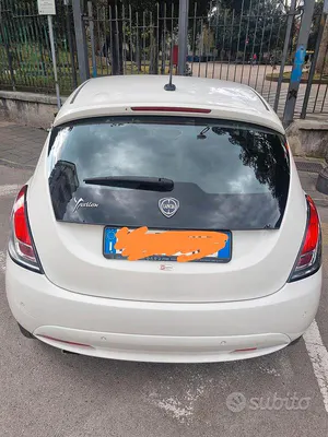 Begagnad Lancia Ypsilon