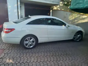 Usata Mercedes E220