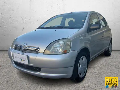 Gebraucht Toyota Yaris 68 PS (50 kW) 2003 Silber Limousine