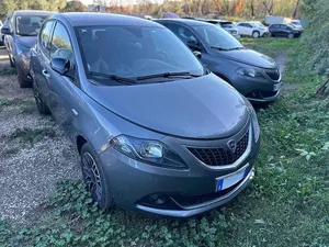 Begagnad Lancia Ypsilon