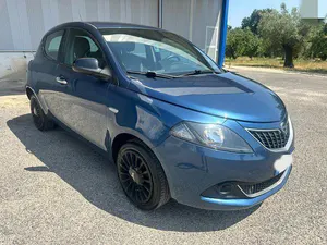 Begagnad Lancia Ypsilon