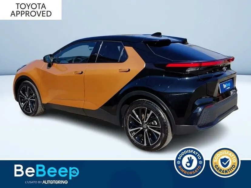Usata Toyota C-HR Lounge 222 CV (163 kW) 2024 Beige SUV
