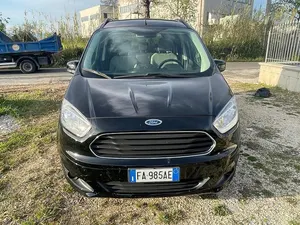 Begagnad Ford Tourneo Courier