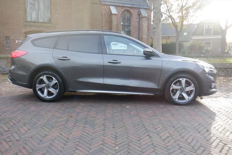 Bruin Gebruikt 2019 Ford Focus Active Stationwagen | € 15.900 (Super prijs) - Afbeelding 1/4