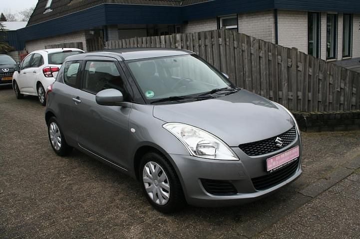Occasion Suzuki Swift 94 PK (69 kW) 2011 Grijs (metallic) Hatchback