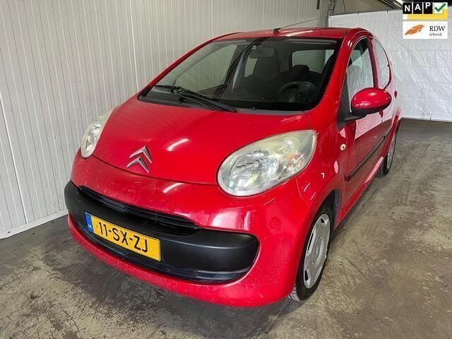 Rood Gebruikt 2006 Citroën C1 Hatchback | € 999 (Eerlijke prijs) - Afbeelding 1/4