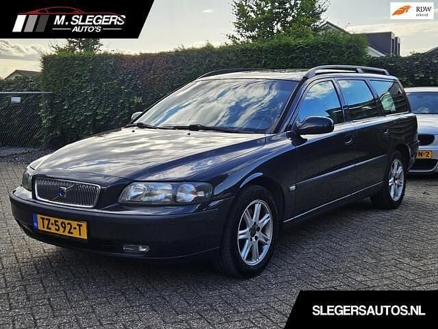 Grijs Gebruikt 2001 Volvo V70 Stationwagen | € 3.950 (Iets duurder) - Afbeelding 1/4